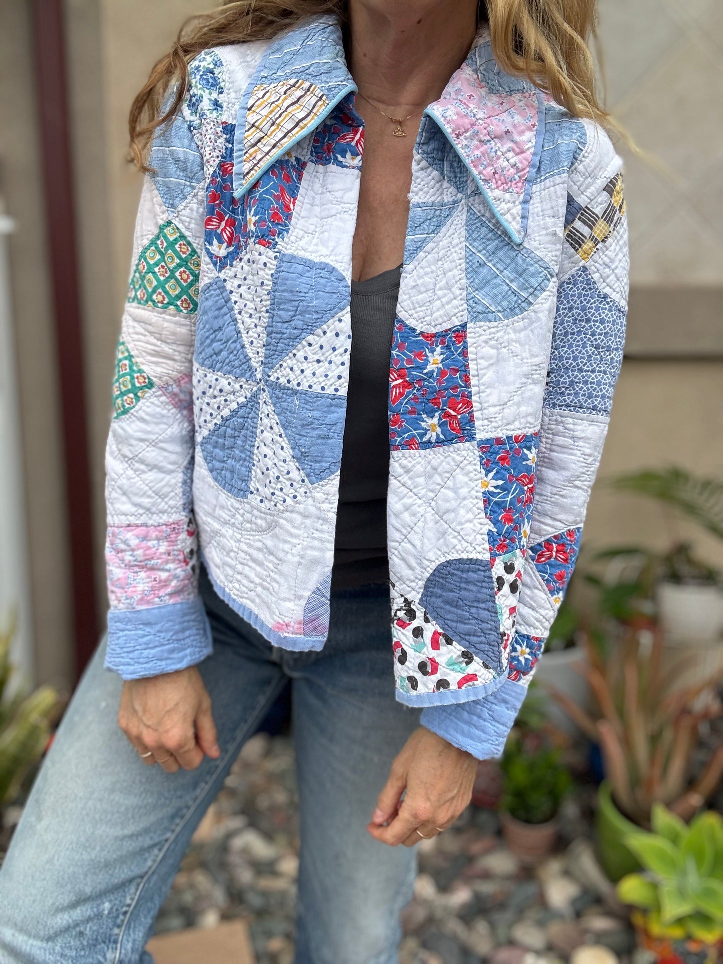 Dagger Collar Cropped Quilt Coat