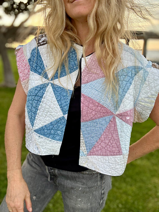 *Pinwheel Cropped Vest/Coat